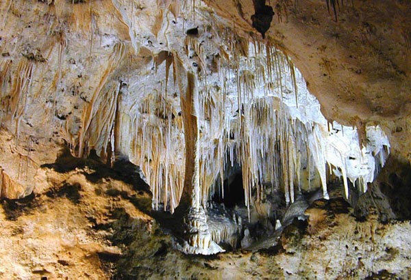 Carlsbad_Interior_Formations600