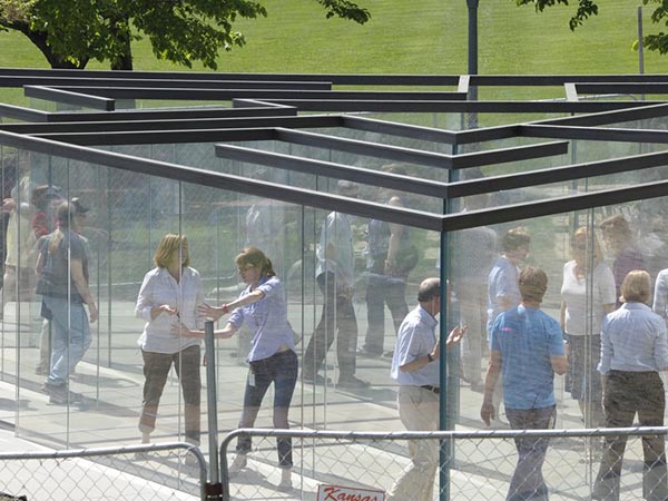 labyrinthglass